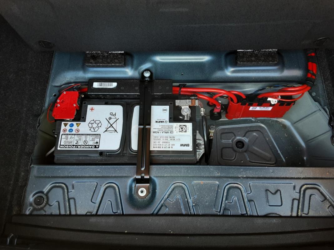 BMW Série 1 - 114d 95 ch Urban Chic