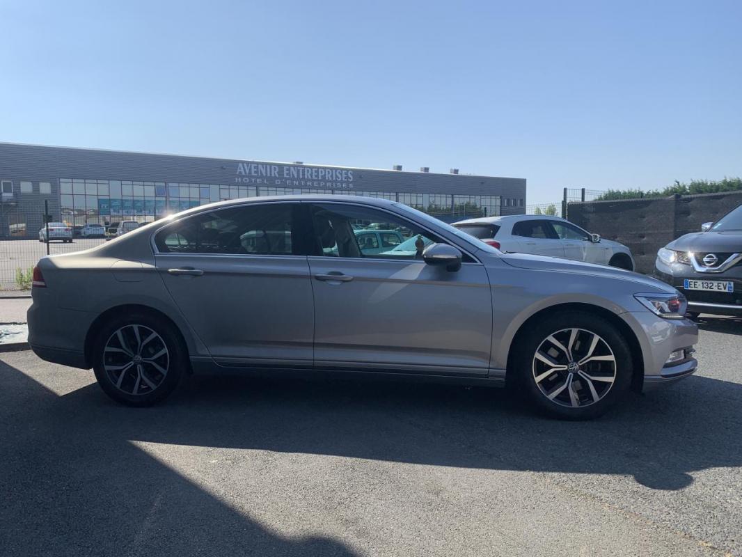 Volkswagen Passat - 1.6 TDI BlueMotion 120 CH Connect - GARANTIE 6 MOIS
